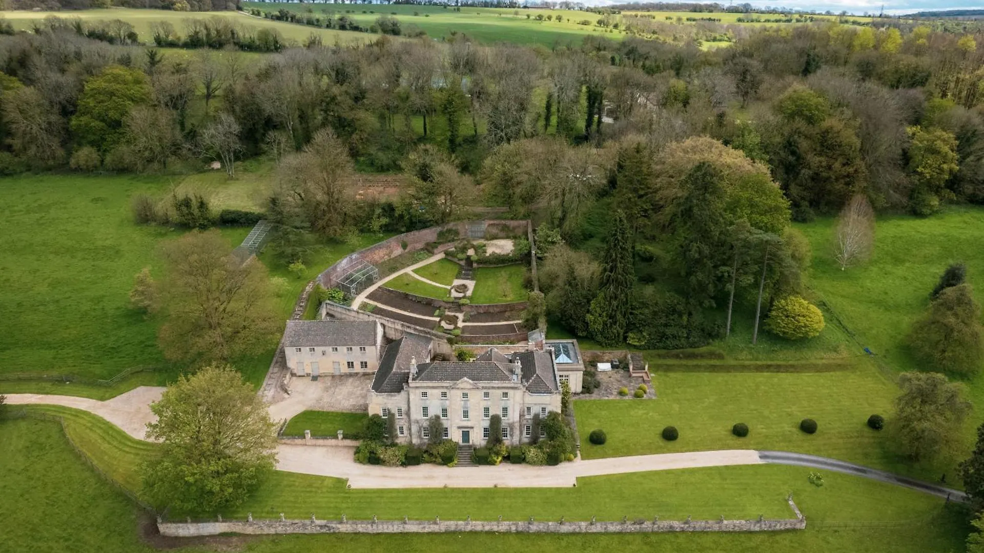 The Hewletts By Birch Stays Cheltenham 0*,  United Kingdom